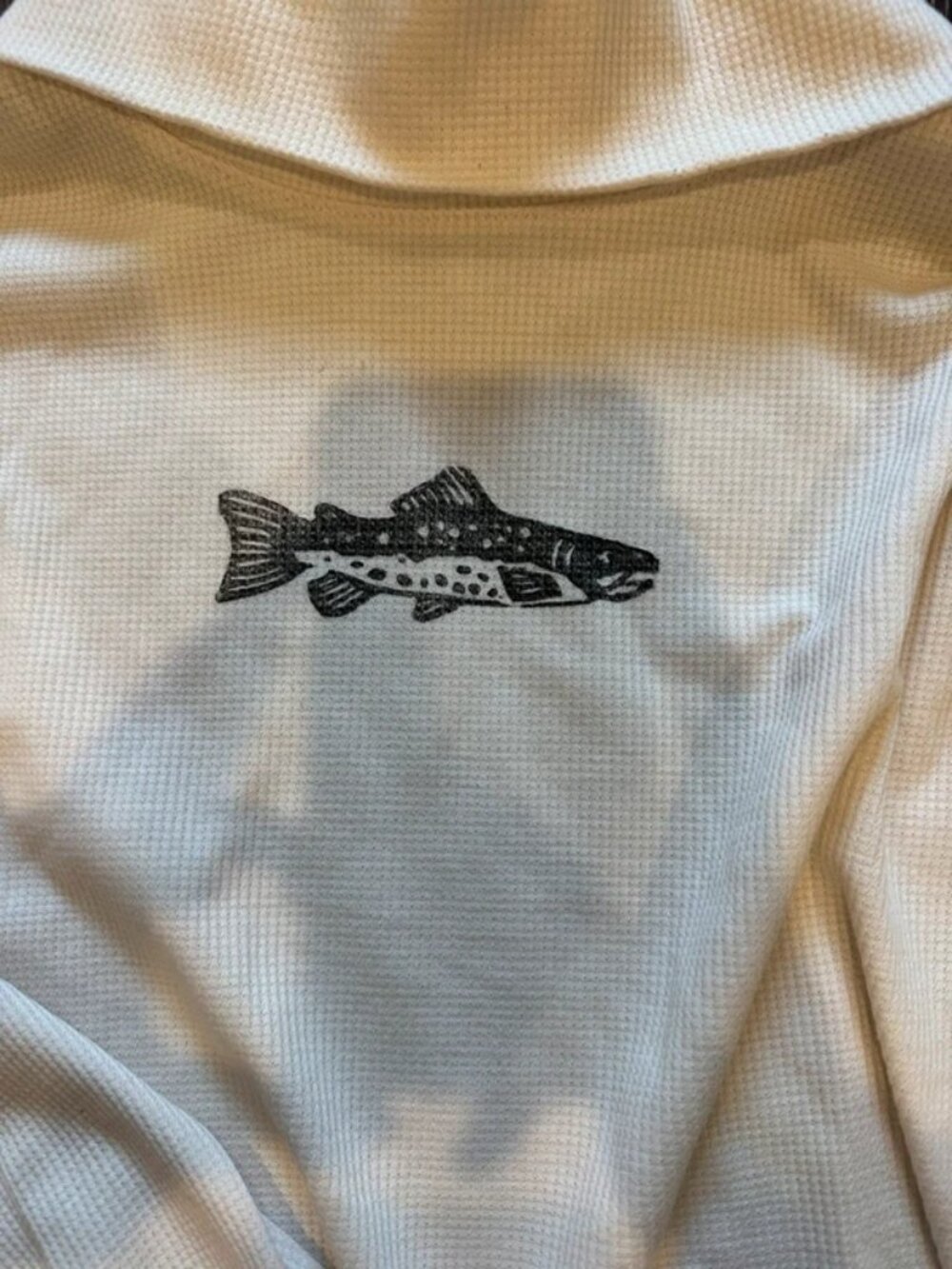 American eagle cropped turtle neck with fish graphic - Picture 2 of 3